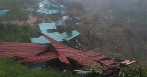 Explore kejadian sunrise and sunset, moonrise and moonset, airports in kejadian, population in kejadian, phone code in indonesia. Dua Rumah Musnah Dalam Kejadian Tanah Runtuh Di Jalan ...