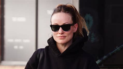 Olivia Wilde Showcases Her Toned Legs In Fitted Leggings After A Gym