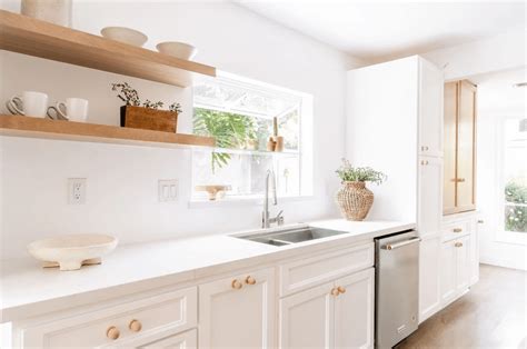 27 Best Small White Kitchen Design Ideas To Try