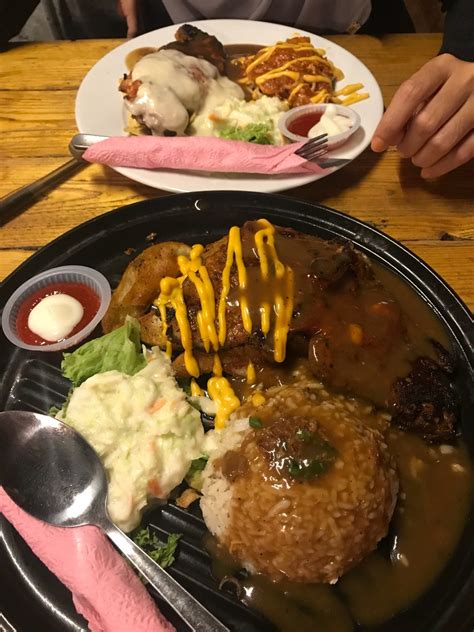 Gambar pemandangan indah taiping ini didapati dari bahan berikut : 15 Tempat Makan Menarik Di Taiping (BEST!) - Saji.my