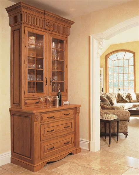 Started in 1974 a small company of craftsmen chose to build high quality furniture they themselves would love to own. Superior Woodcraft | Superior Woodcraft Furniture ...