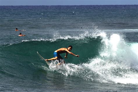 Surfing Sunset Beach Oahu Island North Shore Hawai I Flickr