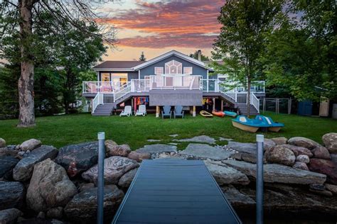 Waterfront Paradise On The Georgian Bay Cottages For Rent In Waubaushene Ontario Canada Airbnb