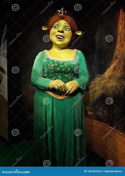 Wax Figure Of Fiona From The Shrek Movie At Madame Tussauds Amsterdam