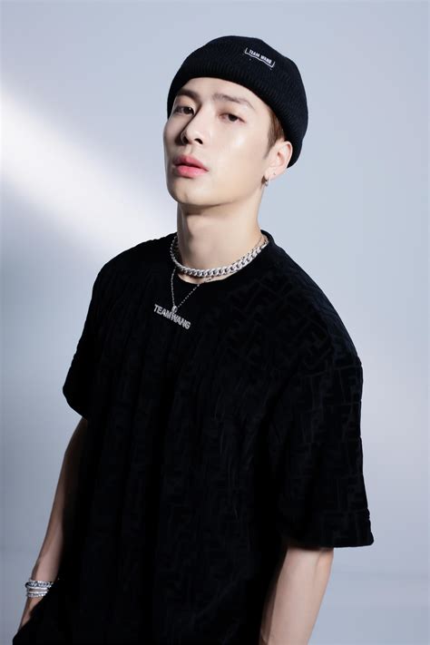 He is a member of the south korean boy group got7 formerly under jyp entertainment. Thời trang Jackson Wang: Đẳng cấp fashionista toàn cầu ...