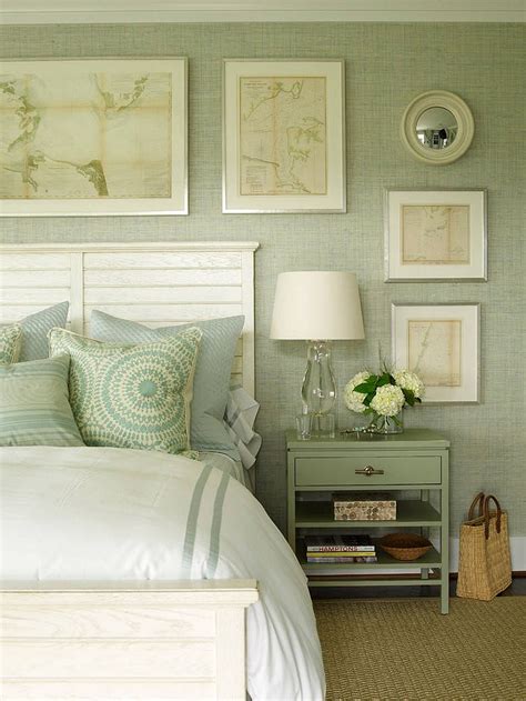 Gallery Wall For Your Bedrooms A Focal Point That Is So Very Personal