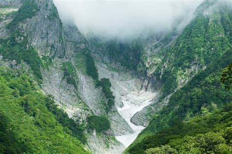 배경 화면 일본 나무 경치 숲 산들 폭포 자연 구름 녹색 낭떠러지 강 관목 국립 공원 협만 산길
