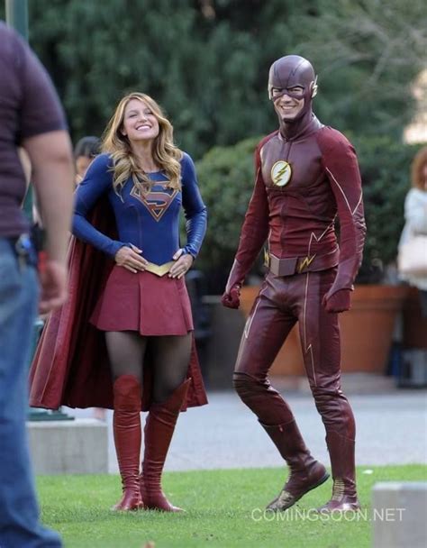 Flash Supergirl Vs Silver Banshee Live Wire En S Per Chicas