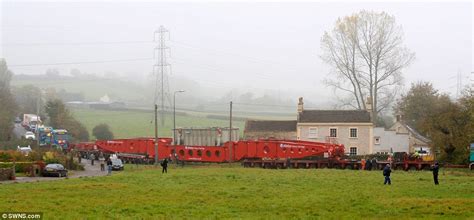 biggest ever load transported on britain s roads weighing more than a space shuttle crawls to