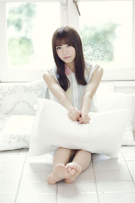 Pin on Pretty Asian Feet