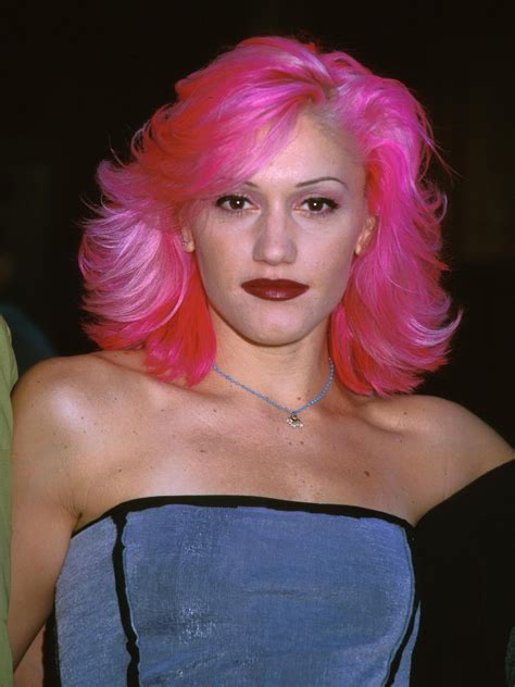 Gwen Stefani Goes Back To Her 90s Pink Hair