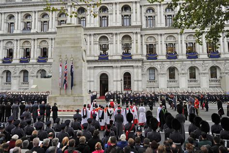 Remembrance Sunday London 2018 Parades Services Memorials And Where