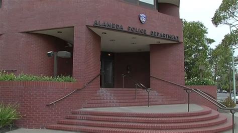 Alameda Police Search For Burglary Suspect Who Sexually Assaulted Girl