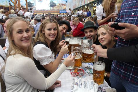 16 German Phrases To Learn For Oktoberfest Oktoberfest Tours