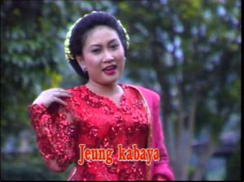 C.em.dm g c g c.em.dm g c.g. Potret Manehna - Nining Meida & Adang C. | Doovi