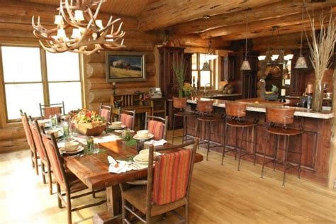 Rustic log dining room furniture handcrafted in northern minnesota perfect for home, cabin or lodge. 15 Warm & Cozy Rustic Dining Room Designs For Your Cabin