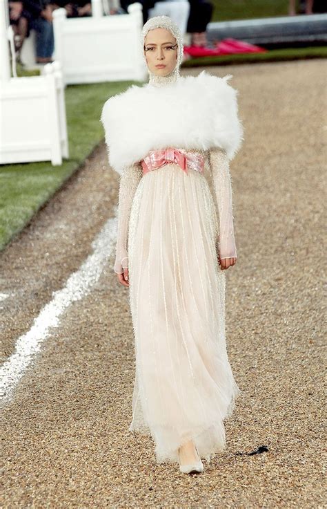 31 Of The Most Beautiful Chanel Dresses Weve Ever Seen Chanel Dress