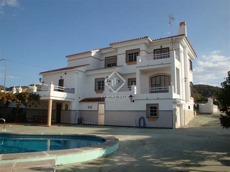 Encuentra viviendas en venta en málaga al mejor precio. Casa / Villa de 337m² en venta en Málaga, España