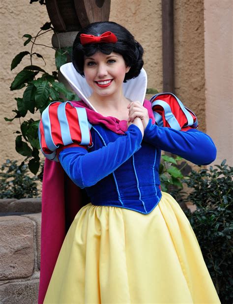 Disney World Behind The Scenes We Interview Snow White