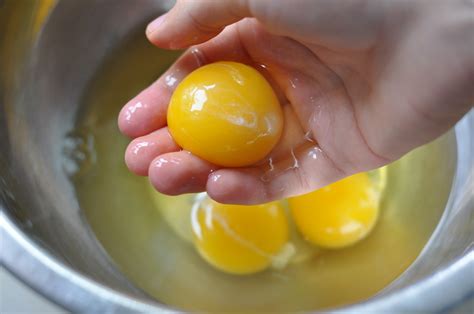 How To Separate An Egg