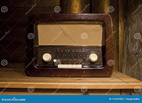 Ancient Radio Stock Image Image Of Antique Nostalgia 114741001