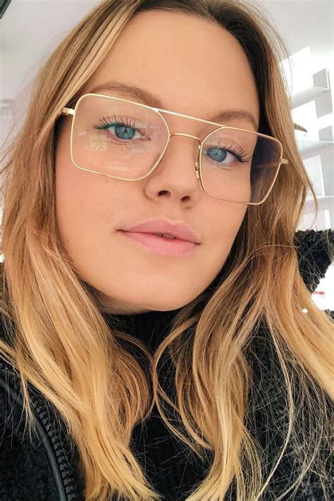 7 Eyewear Trends The Fashion Crowd Will Flock To In 2020 In 2021