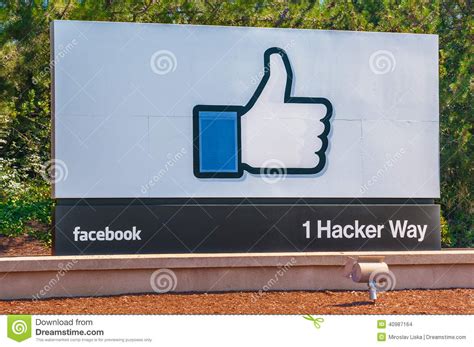 The most important facebook locations are in cambridge, hyderabad, dublin, and austin (texas). Facebook Corporate Office In California Editorial Stock ...