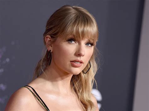 Taylor Swift Shares Re Recorded Version Of Love Story Shropshire Star