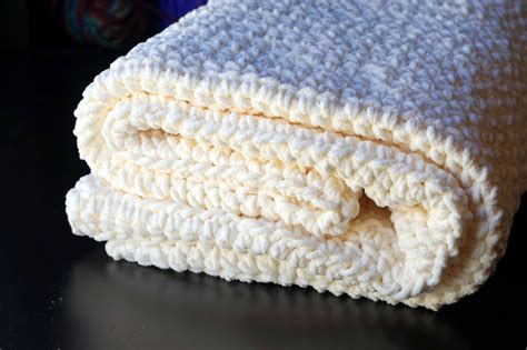 Cream Bernat Blanket Yarn Blanket Crea Boutique Crochet For