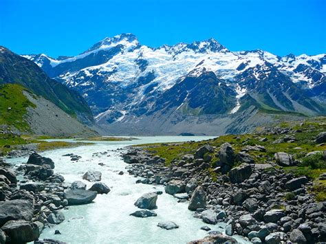 A small island nation of just over 4 million people, new zealand is made up of two major land masses (north island and. New Zealand's thriving tourism putting pressure on ...
