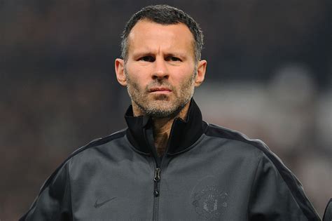 Fullname = ryan joseph giggs obe giggs was the first player in history to win the pfa young player of the year award consecutively and as of. Ryan Giggs: Żona, Tatuaż, Wartość, Pochodzenie, Wzrost ...