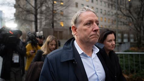 Charles Mcgonigal Ex Fbi Official In New York Pleads Not Guilty