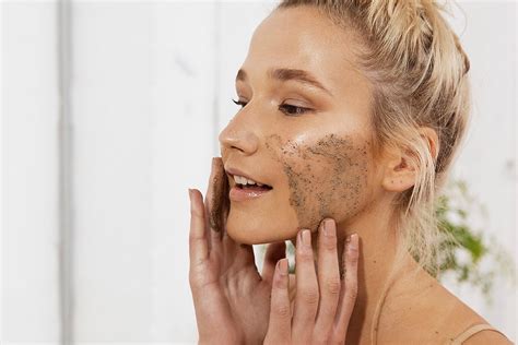 Exfoliating 101 When And How To Exfoliate Your Way To A Clean Fresh Face