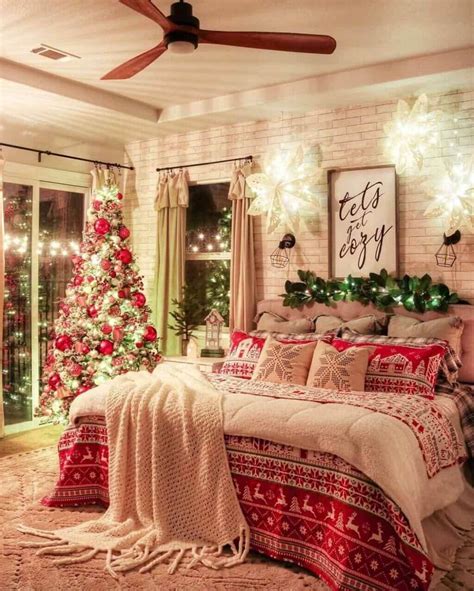 Get Amazing Christmas Bedroom Decor Ideas For You