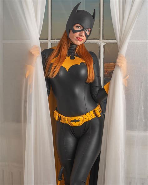 158 Best Batgirl Cosplay Images On Pholder Cosplaygirls D Ccomics And Batman