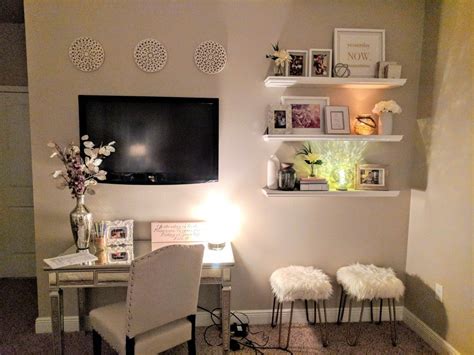 Modern black and white bedroom shelves ideas. Glam romantic master bedroom. Floating shelf decor and ...