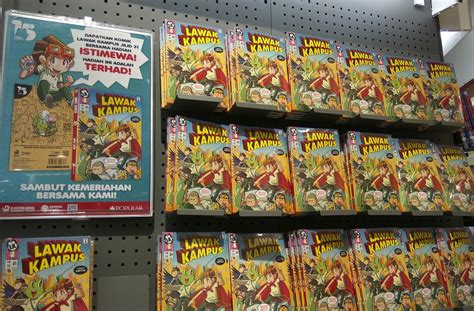 Juga boleh beli secara online. Rejoice 'Lawak Kampus' Fans! This Iconic Comic Will Be ...