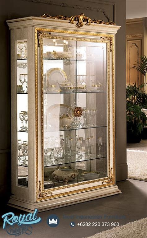 Dan bergaransi resmi aqua indonesiaapa yang ada di dalam kotak 1 x kulkas aqrd270. Lemari Hias Kaca Model Terbaru Klasik 2 Pintu Terbaru ...