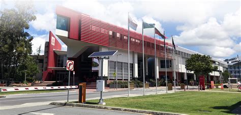 At griffith, we believe in, strive for and celebrate the remarkable. Griffith University - Gold Coast Campus - ApplyZones