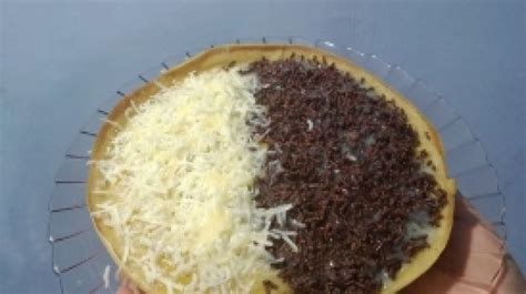 Martabak manis terang bulan pakai teflon bersarang lembut dan enak. Praktis Cuma Pakai Teflon, Begini Cara Membuat Martabak ...