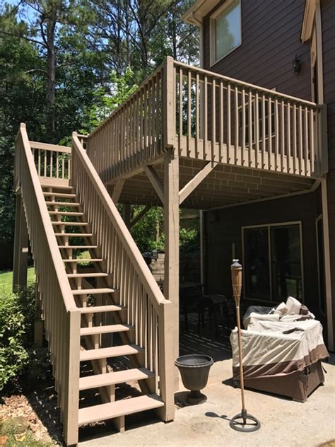 Clean colors attain rich wood tones. Pressure Washing and Deck Staining Project with Sherwin ...