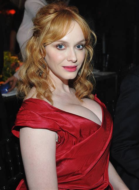 Christina Hendricks Squashed Cleavage Doubles In Size In Bodice