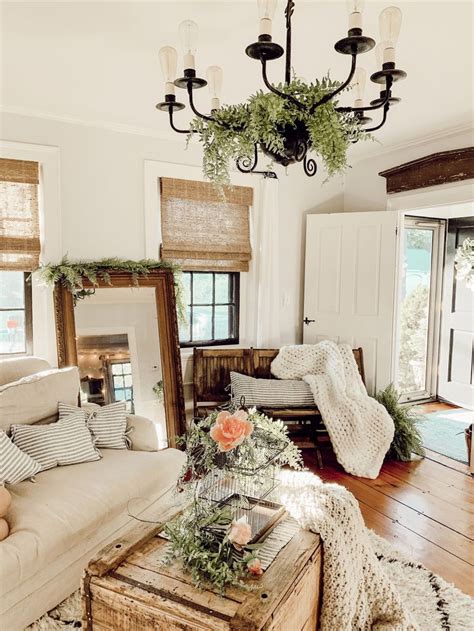 Rustic Vintage Farmhouse Living Room Victorianbedroom In 2020