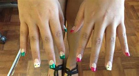 Don't see your favorite business? Le's Nail Salon - Palm Springs | Service - Nail Salon