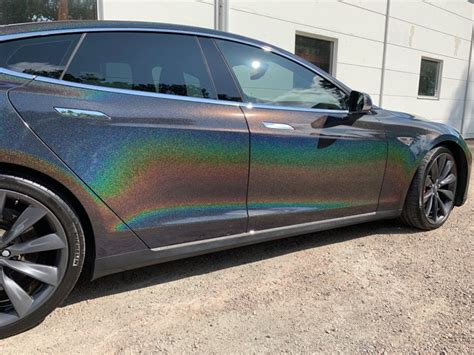 Foliering, wrapping, helfoliering av bil, mange navn på samme tjeneste som ps press reklame leverer. Foliering av din bil i Älmhult - Bilvård - Solfilm ...