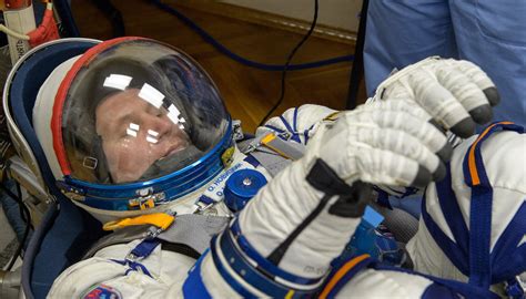 Nasa Chief Russian Cosmonauts Unlikely Fly On Us Crew Capsules Until Next Year Spaceflight Now