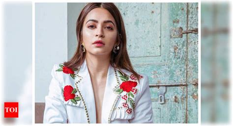 Kriti Kharbanda Opens Up About Negativity Around Bollywood Says She Loves Her Film Industry And