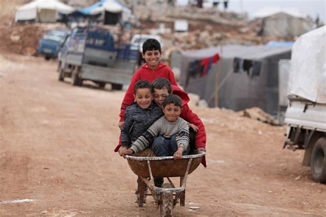 In Pictures Newly Displaced Syrian Children In Makeshift Camps Syria