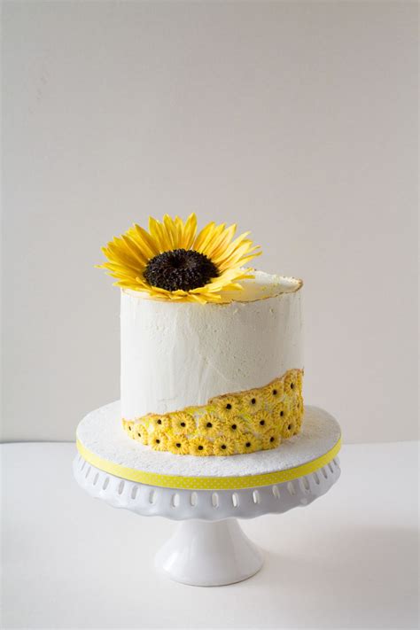 Sunflower Cake By Dimis Sweet Art Sunflower Birthday Cakes