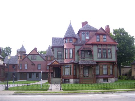 Histarchobloghia The Hackley And Hume Historic Homes Muskegon Michigan
